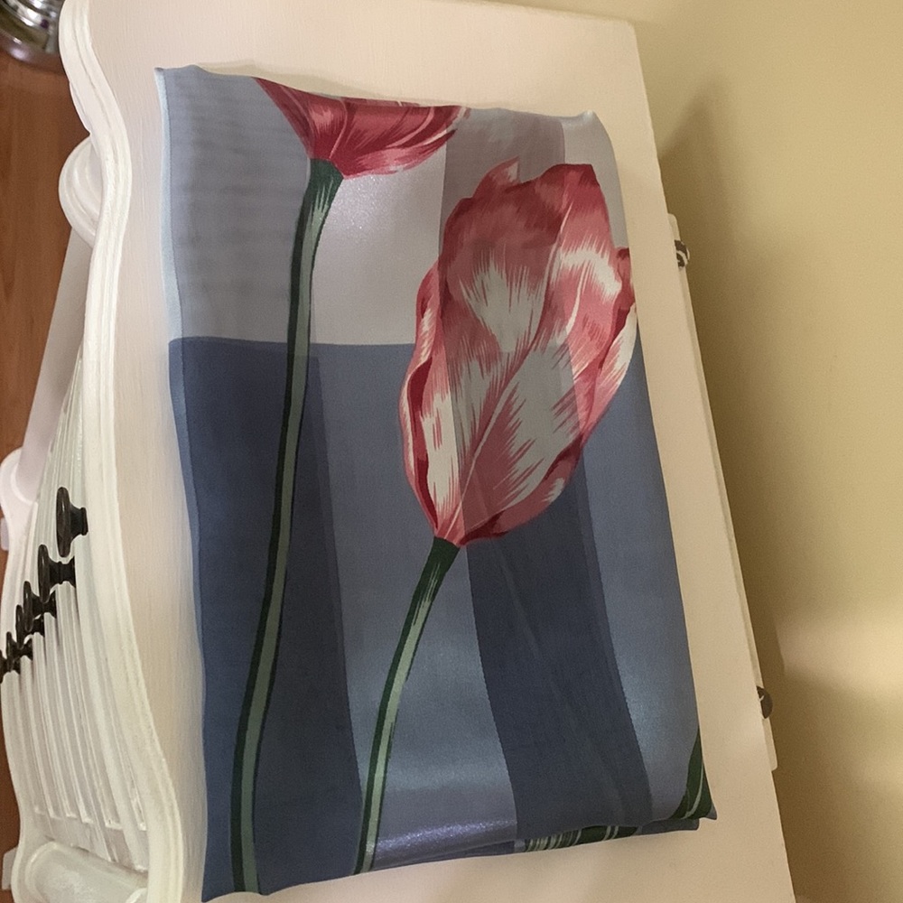 🤩Beautiful Scarf!!! - Picture 6 of 6